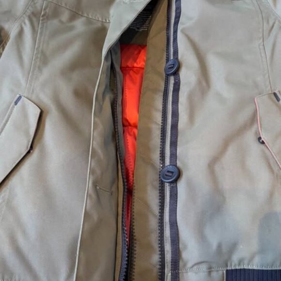 L.L Bean Women's Maine Mountain Jacket - XS - Picture 6 of 6